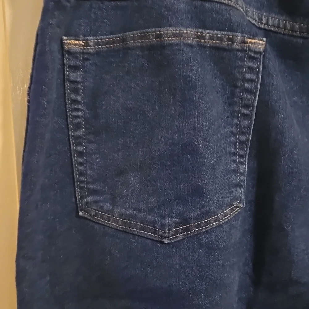 Wrangler Mens Authentic Blue Denim Jeans Regular Fit Size 44x30